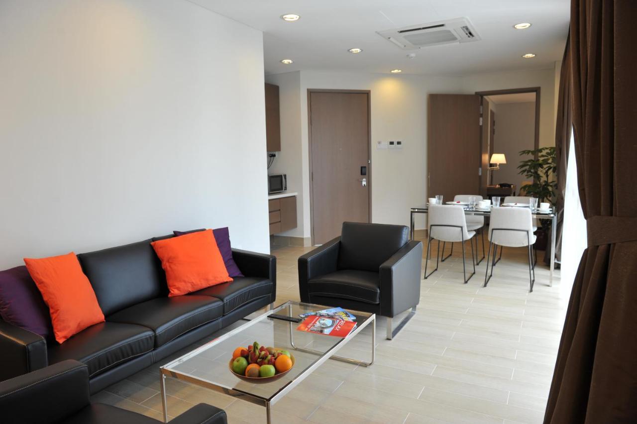 Swiss Club Guesthouse, Resor *