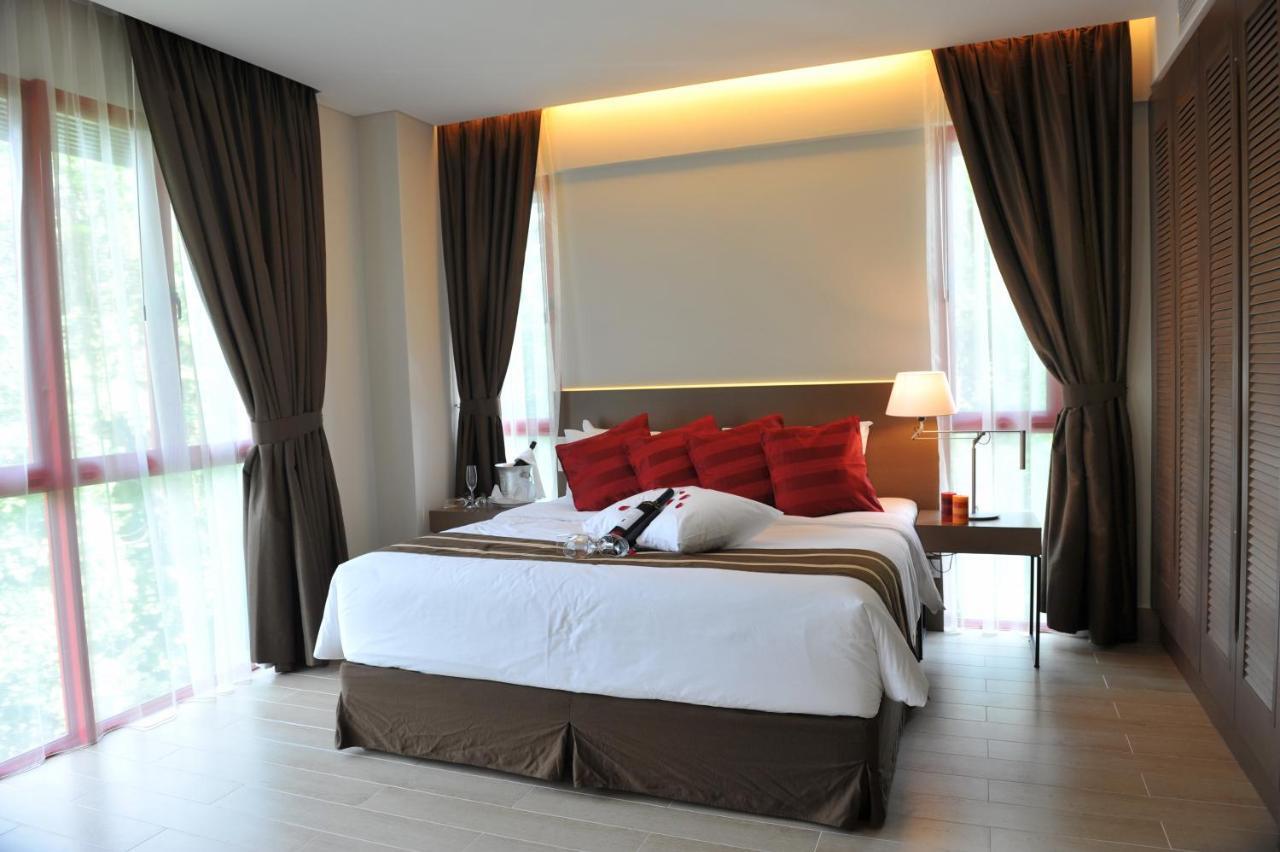 Swiss Club Guesthouse, Resor Singapore